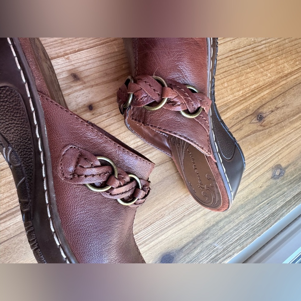 BARE TRAPS Brown Leather Clogs - Picture 6 of 7